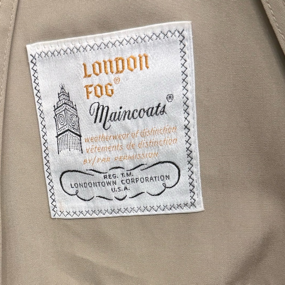 Men's Vintage London Fog Mainstay Trench Coat - Picture 7 of 12